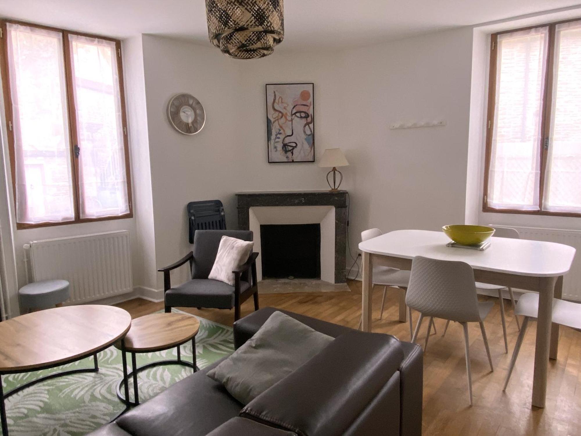 Maison Au Centre De Tanlay Villa Eksteriør bilde